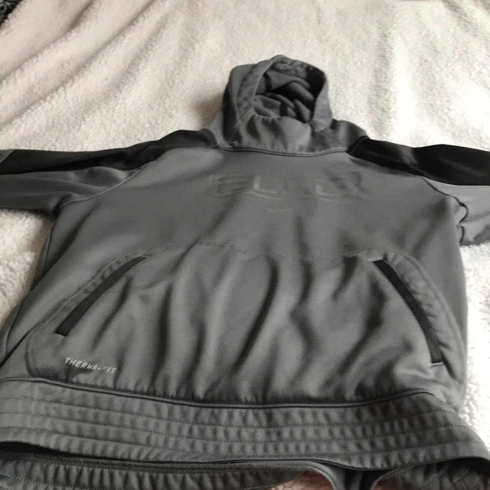 Nike sweater 🧥